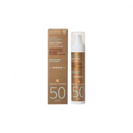 KORRES Matte Tinted Sunscreen Face Cream SPF50, Αντηλιακή Κρέμα Προσώπου Ματ Κόκκινο Σταφύλι με Χρώμα, 50ml