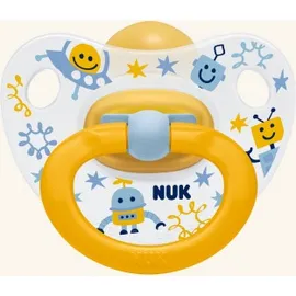 Η Πιπίλα Καουτσούκ NUK Disney Baby Winnie the Pooh είναι κατάλληλη για χρήση 18-36m.  Διαθέτει ορθοδοντικό σχήμα και ασπίδα ανατομικού σχήματος από πλαστικ
