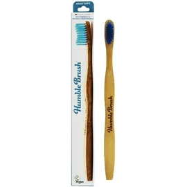 The Humble Brush Οδοντόβουρτσα Soft με λαβή από βιοδιασπώμενο Bamboo Ενηλίκων Μπλέ, 1 τεμάχιο